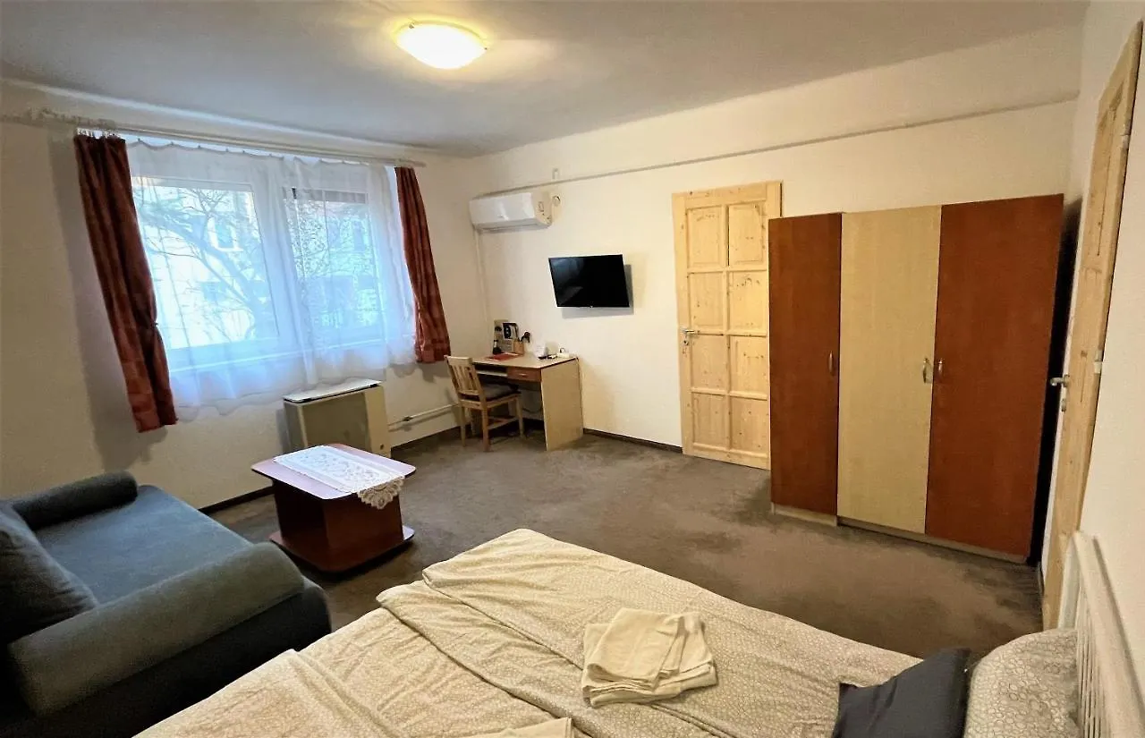 Evi Apartman Eger 0*,  Hungary